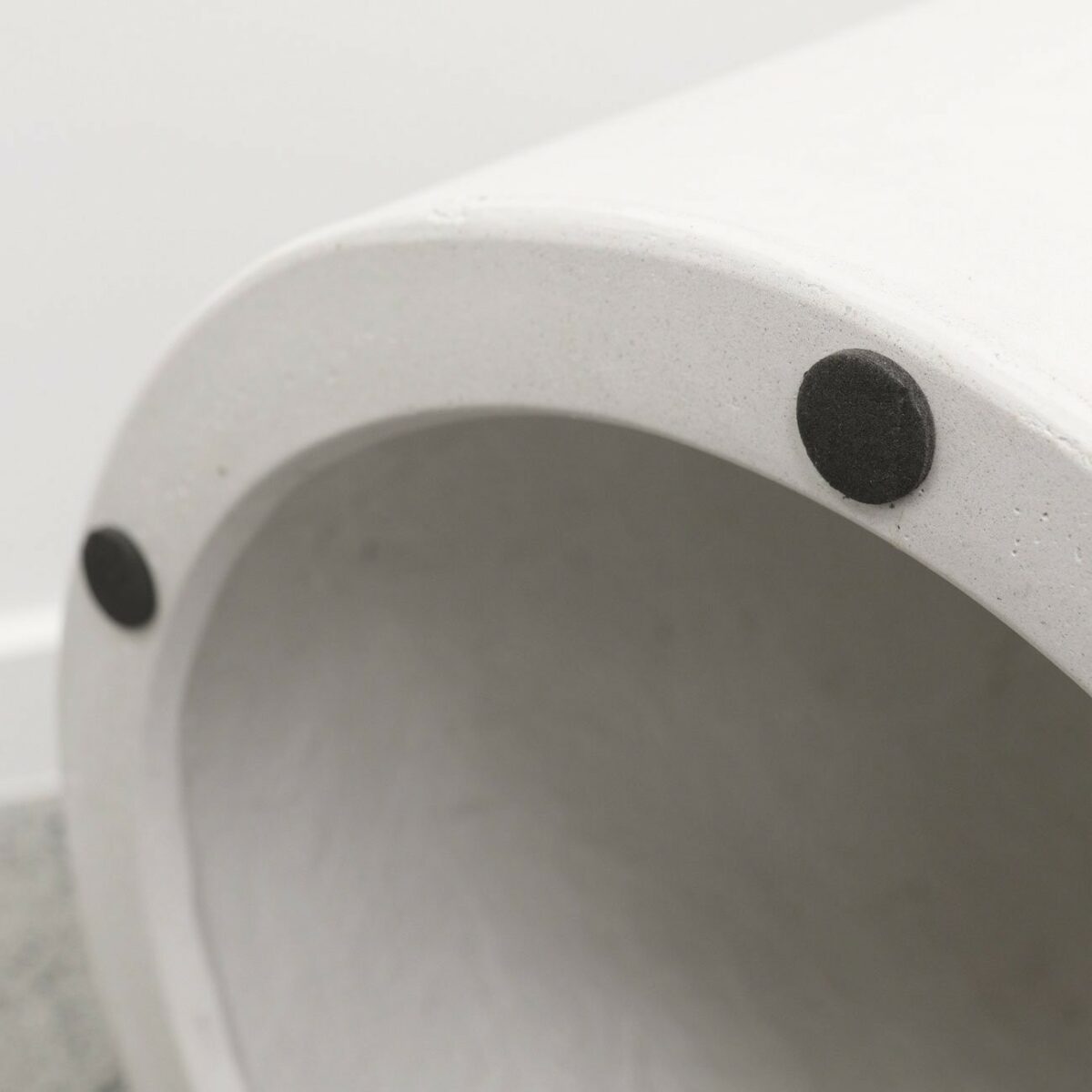 Roma Concrete Side Table - Image 2
