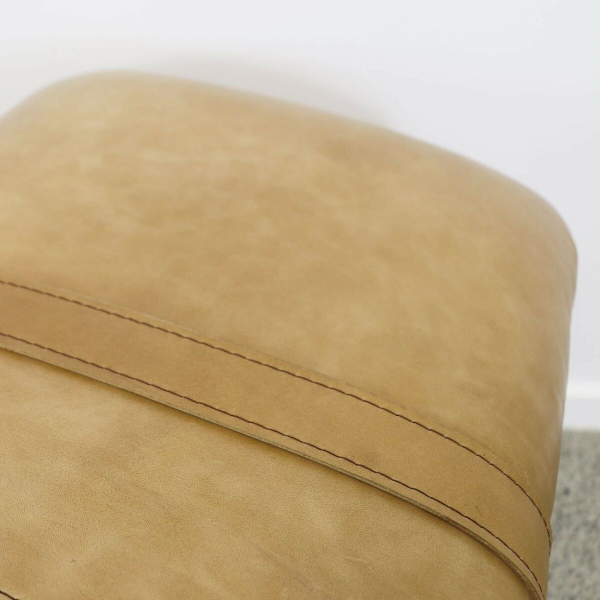 Baxter Leather Ottoman/Bench - Image 6